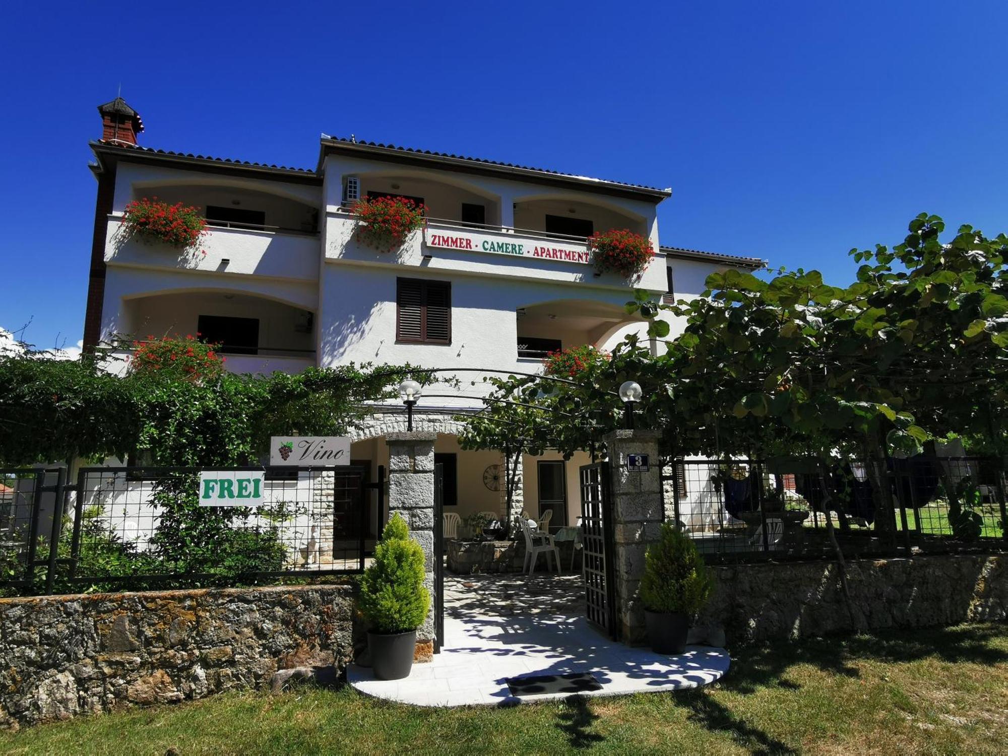 Bed And Breakfast Ritosa Porec Exterior photo