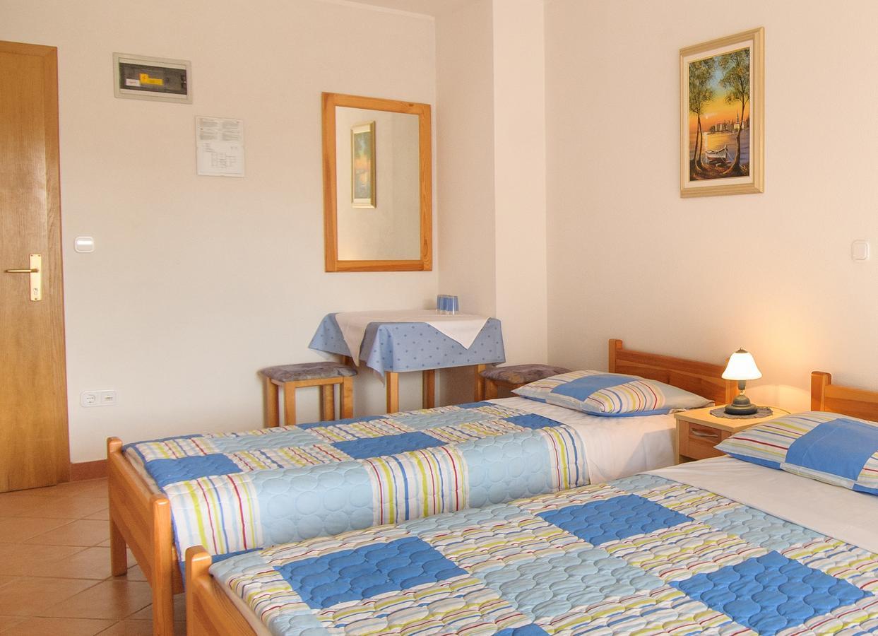 Bed And Breakfast Ritosa Porec Exterior photo